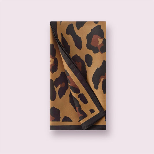 Maria- Foulard imprimé léopard - 70x70 cm
